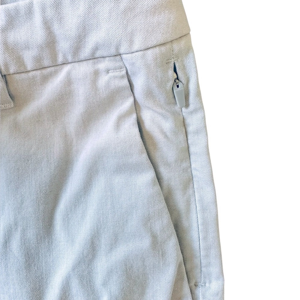 LULULEMON light gray 9” Commission shorts size 36 - Picture 3 of 7